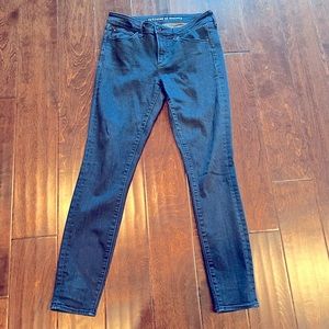 Articles of society jeans! Dark wash, skinny jeans.